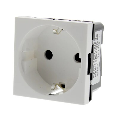 Legrand 16A White 1 Gang Plug Socket Mosaïc Indoor Type F 0 772 13