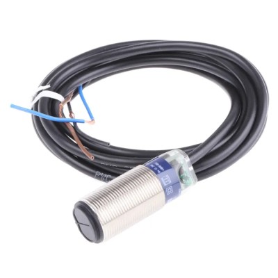 Telemecanique Sensors Retroreflective Photoelectric Barrel Sensor 24V DC, PNP Output, 4 m Detection Range, IP65 XUB1BPBNL2