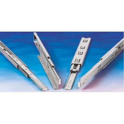 Accuride Telescopic Slide Steel Rack Rail, 429 mm Depth, 2U, 35kg Max Load DZ0201-0024