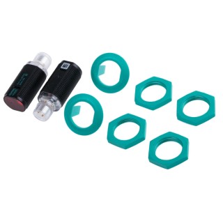 Pepperl + Fuchs Through Beam Photoelectric Sensor Barrel Style 20 m Detection Range PNP Output IP67 GD18/GV18/73/120