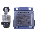 Telemecanique Sensors OsiSense XC Series Roller Lever Limit Switch, 1 NO/1 NC, IP66, Zinc Alloy Housing, 240V AC, 3A 