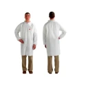 3M White Unisex Visitor Coat Polypropylene Material Size M with Zipper Closure 4400WM