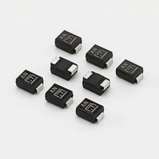 Littelfuse 1-Element Uni-Directional TVS Diode 600 W, Surface Mount DO-214 Package SMBJ26A