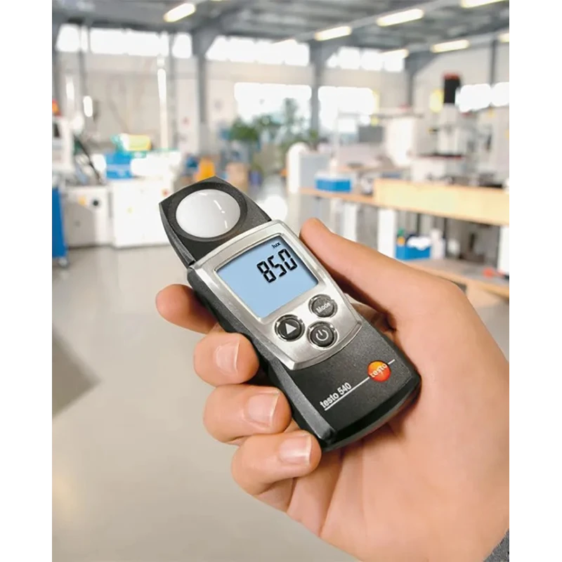 Testo Light Meter with 0lx to 99999 lx Measurement Range ±3% Accuracy Model 0560 0540