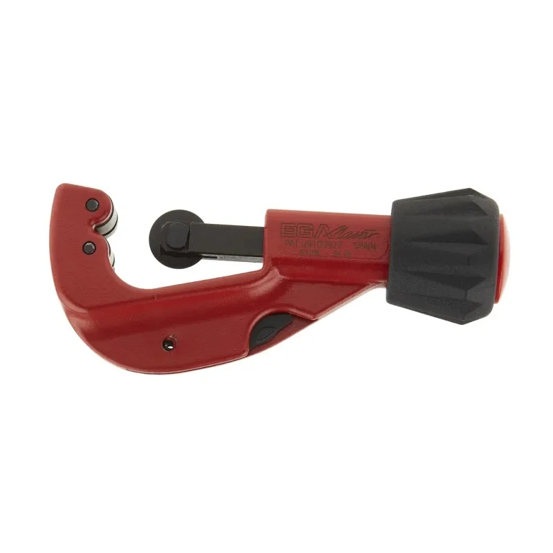 Ega-Master Pipe Cutter 32 mm Cutting Capacity Zinc Alloy Body Automatic Action 63105