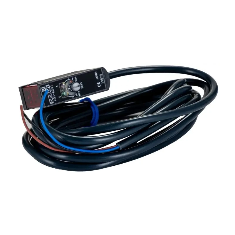 Omron Diffuse Photoelectric Sensor Block Sensor 200 mm PNP Output IP67 Protection E3S AD31