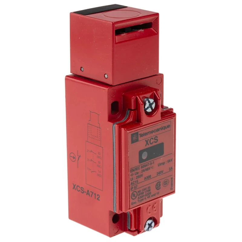 Telemecanique Sensors Metal Safety Switch with IP67 Rating and -25°C to 70°C Operating Temperature XCSA712