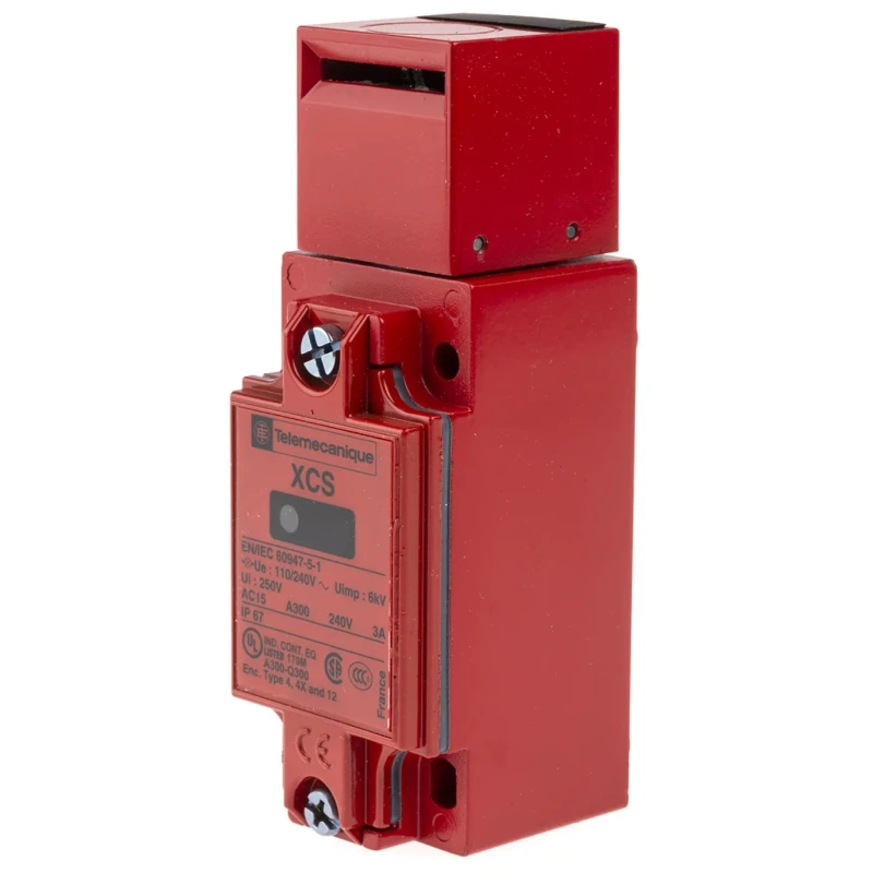 Telemecanique Sensors Metal Safety Switch IP67 Housing, 40mm x 44mm x 114mm, Operating Temperature -25°C to 70°C XCSA522