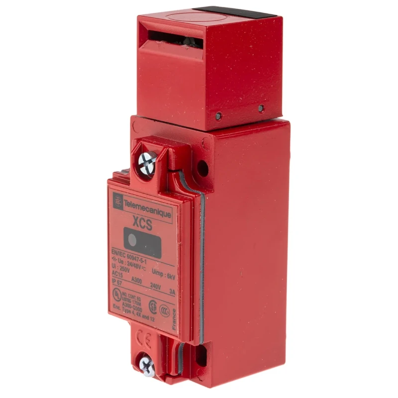 Telemecanique Sensors Metal Safety Switch with IP67 Rating and -25°C to 70°C Operating Temperature XCSA712