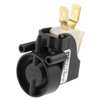 RS PRO Surface Mounted 250 mm Latching Air Switch Model 319-714, Single Pole SPCO, UL Approved, United Kingdom