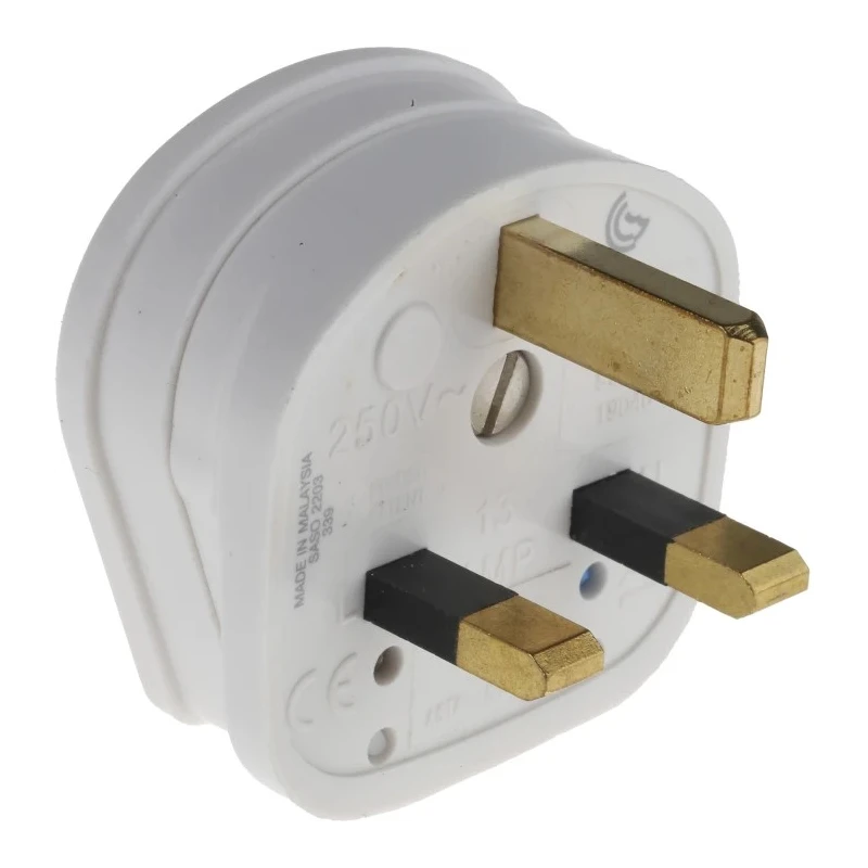 MK Electric 13A 240V UK Mains Plug White Urea Formaldehyde Cable Mount Screw Termination 646 WHI