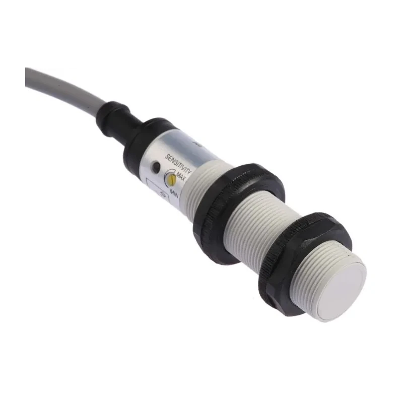 RS PRO Threaded Barrel Capacitive Proximity Sensor 8 mm Detection Range M18 x 1 Thread Size NPN 200mA 30V DC 1000V 184-5609