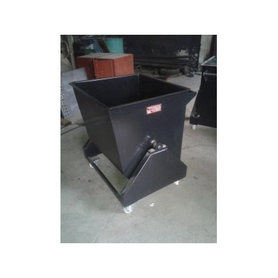 megamech-chip-trolley