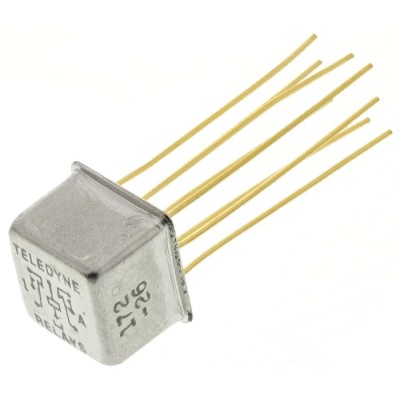 Teledyne Through Hole RF Relay 26.5V dc Coil DPDT 172-26