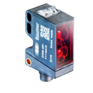 Baumer Diffuse Photoelectric Sensor Block Sensor 15 mm to 120 mm Detection Range Push Pull Output IP67 O300.GL-GW1J.72N/E022