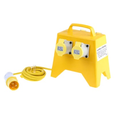 Carroll & Meynell Splitter Box, 110 V ac Primary, 110 V ac Secondary, 16 A Output Current, Free Stand Mount EOU 4F