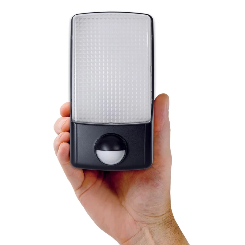 Timeguard Rectangular LED Bulkhead Light, 5 W, 230V ac, Polycarbonate Housing, IP55 LED88PIRN