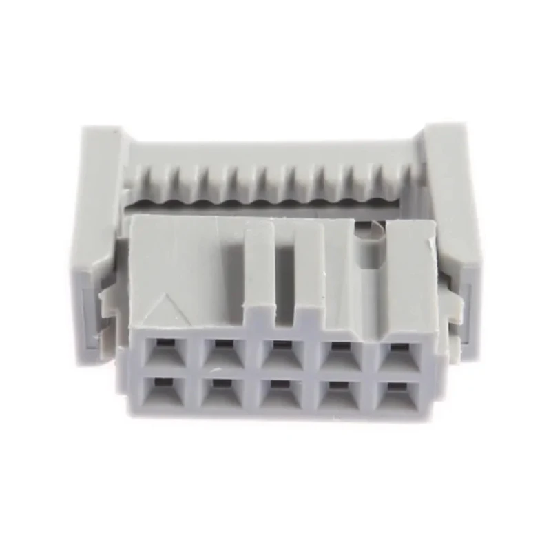 3M 10-Way 2 Row Shrouded IDC Connector Female for Cable 1.25A 1kV AC Right Angle 89110-0101