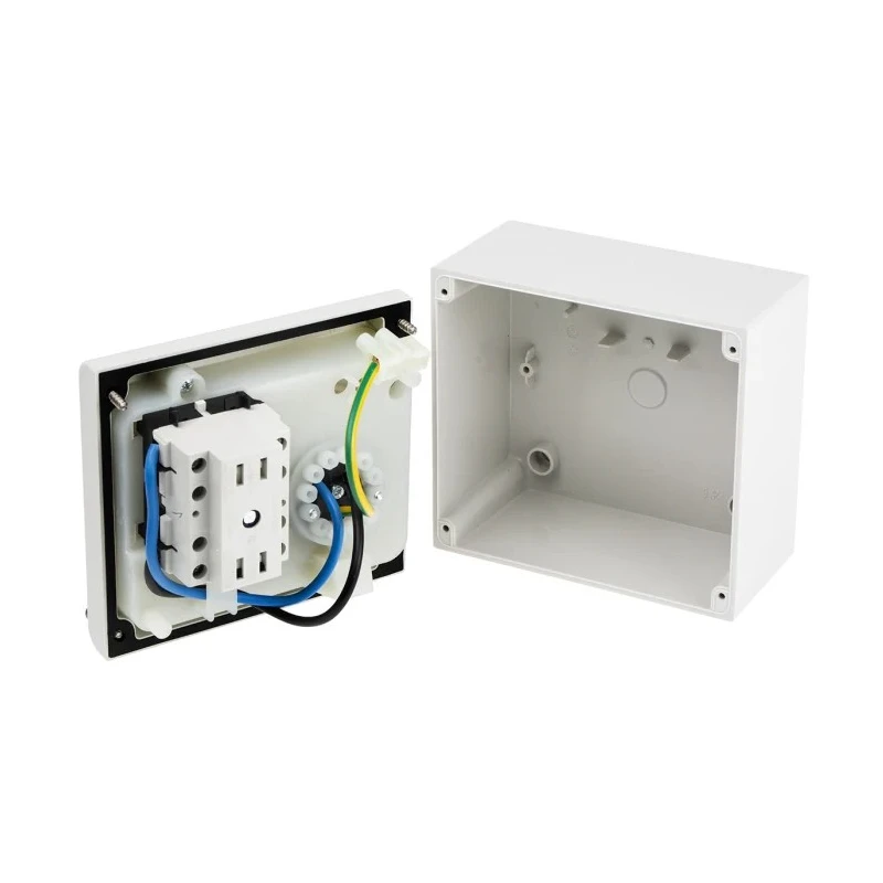 MENNEKES Socket Switchable Industrial Interlock IP66 IP67 2+E Earthing Position 6h Right Angle 16A 250V 505.1683