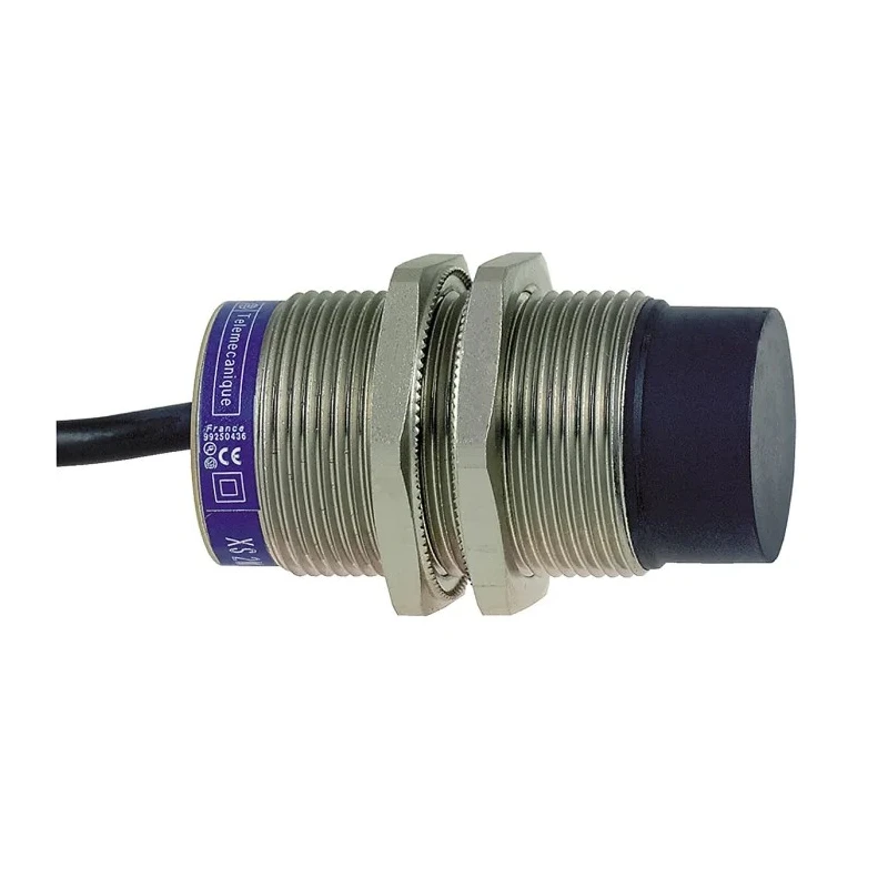 Telemecanique Sensors Threaded Barrel Inductive Proximity Sensor M30 x 1.5 PNP 58 V DC 200mA XS630B4PAL2