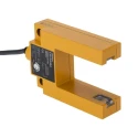 Omron Through Beam Photoelectric Sensor Fork Sensor 30 mm Detection Range PNP Output IP67 Metal Housing E3S-GS3B4