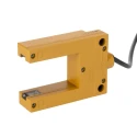 Omron Through Beam Photoelectric Sensor Fork Sensor 30 mm Detection Range PNP Output IP67 Metal Housing E3S-GS3B4
