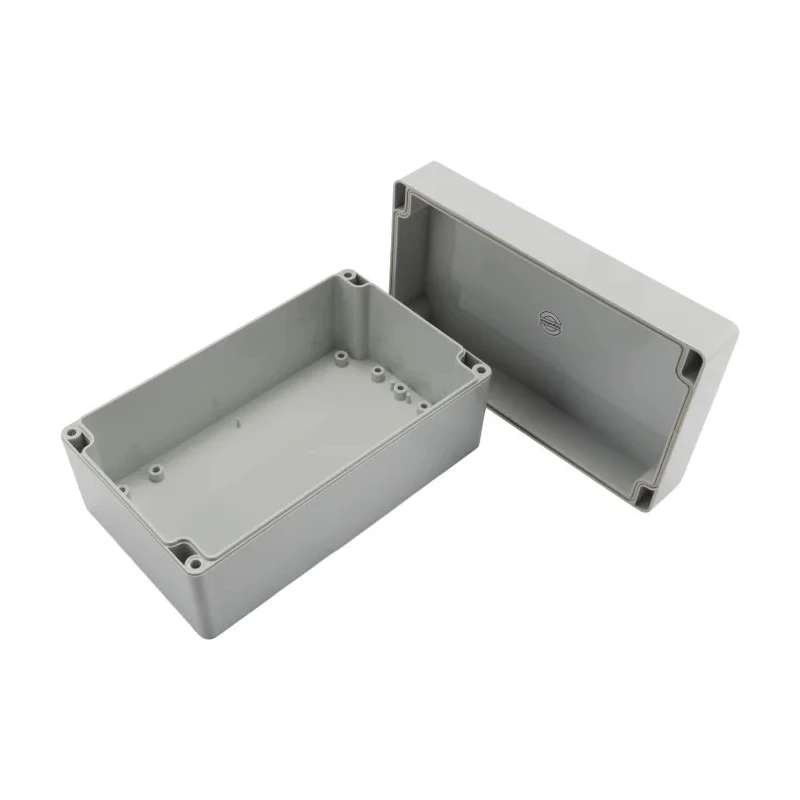 RS PRO Polycarbonate Grey Lid General Purpose Enclosure IP66 IK07 90mm x 200mm x 120mm IP66