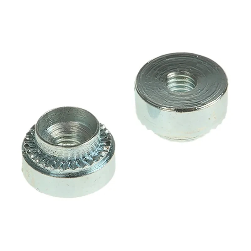 Hank Passivated Zinc Plated Metric Steel Rivet Bush 7.9 mm Diameter 5.5 mm Fixing Hole 3.2 mm Depth 505-375