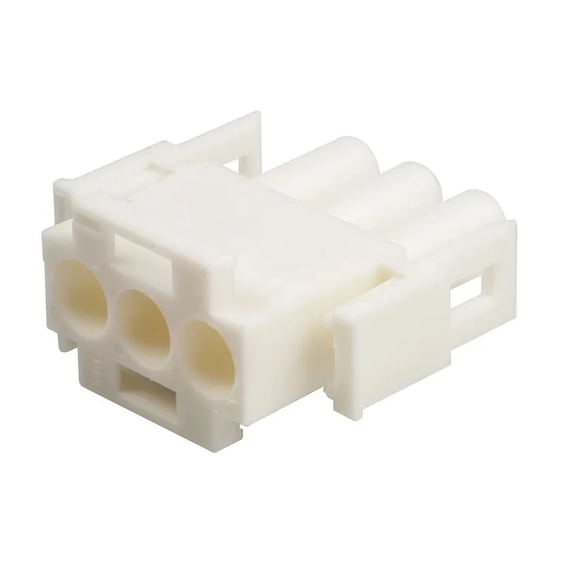 TE Connectivity Universal MATE-N-LOK Male Connector Housing 6.35 mm Pitch 3 Way 1 Row Straight 350766-4