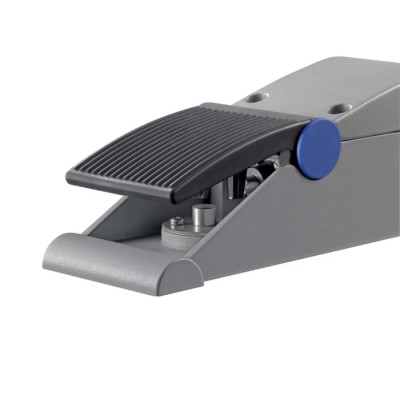 Schmersal Industrial Duty Momentary Foot Switch 1 NO/1 NC Aluminium 4A Contact Current 230 V AC 151181525