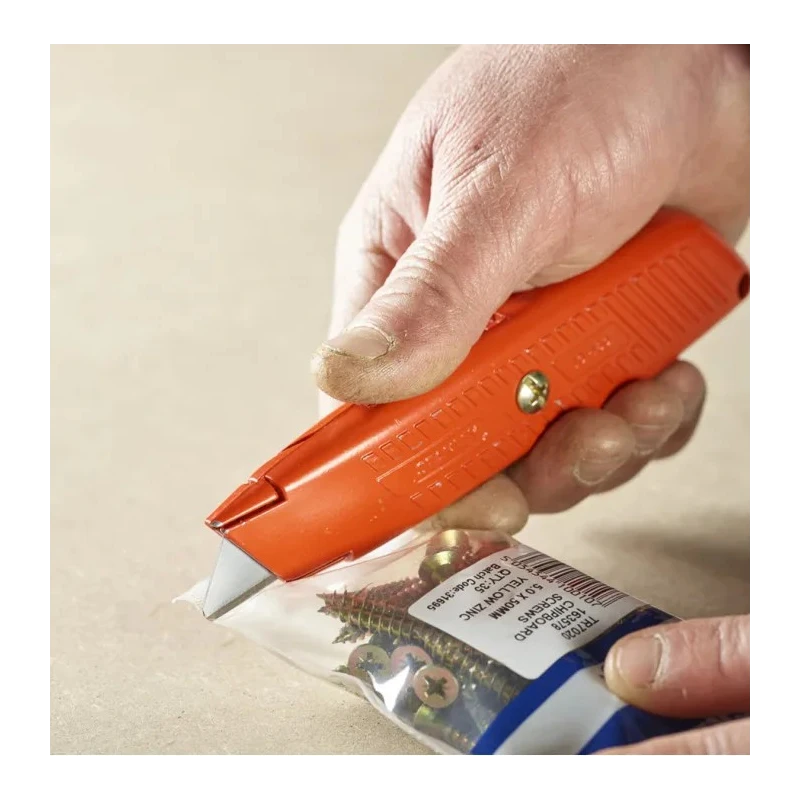 Stanley Safety Knife with Straight Blade Retractable Utility Knife 155mm 0-10-189
