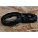 RS PRO Nitrile Rubber Rotary Shaft Seal 24 mm ID, 35 mm OD, 7 mm Thickness 211-8995