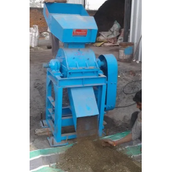 high-speed-crusher-machine-capacity-500-kg-per-hour-34726