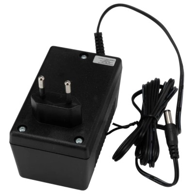 Mascot AC/DC Adapter Type C Connector 230V AC Input 9 V DC Output 666 mA 1.7m Cable 8511-9