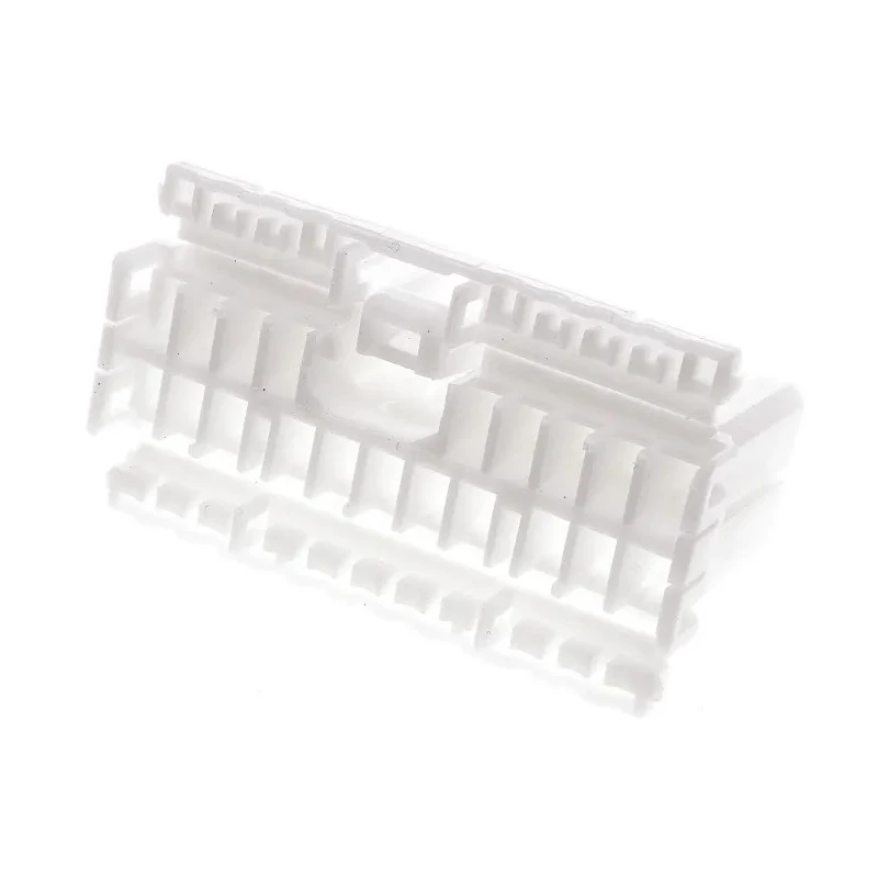 TE Connectivity MULTILOCK 070 Male Connector Housing 3.5 mm Pitch 20 Way 2 Row Straight 174952-1