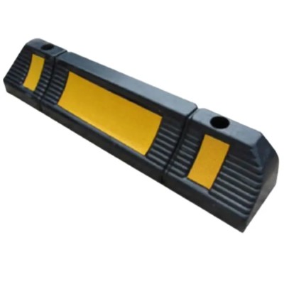 RS PRO High Visibility Yellow and Black Rubber Triangular Impact Protector 595mm x 120mm 221-7888