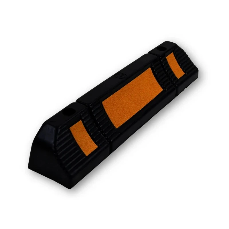 RS PRO High Visibility Yellow and Black Rubber Triangular Impact Protector 595mm x 120mm 221-7888
