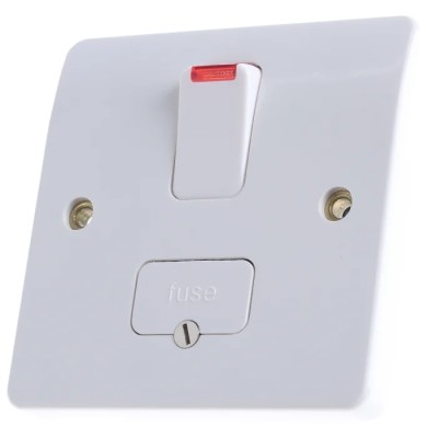 MK Electric 13A 1 Gang Switched Fused Spur Flush Surface Mount White High Grade Thermoset Material K1060 WHI