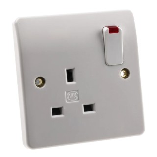 MK Electric 13A White 1 Gang Flush Mount Plug Socket Logic Plus Indoor Type G K2657 WHI
