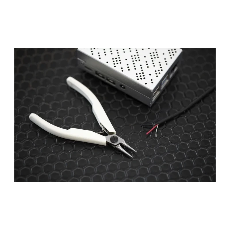 Lindstrom Round Nose Plier Mono-Material Ergonomic Synthetic Handle Steel Polished Jaw 20mm 120mm Overall 7590