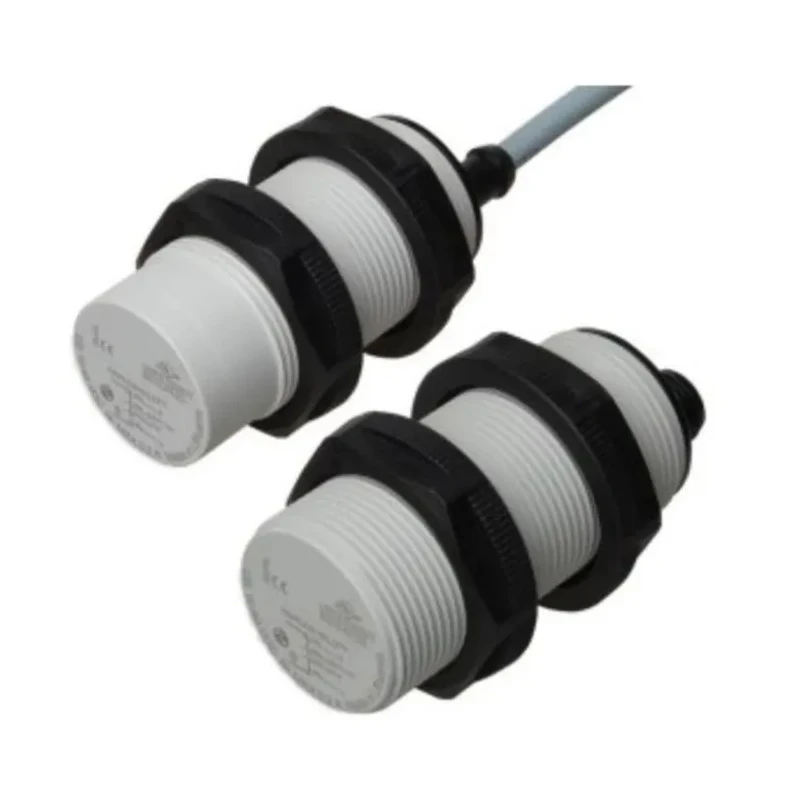 RS Pro Threaded Barrel Capacitive Proximity Sensor M30 IO-Link 16 mm Detection, 40V DC, 240V AC 237-7241