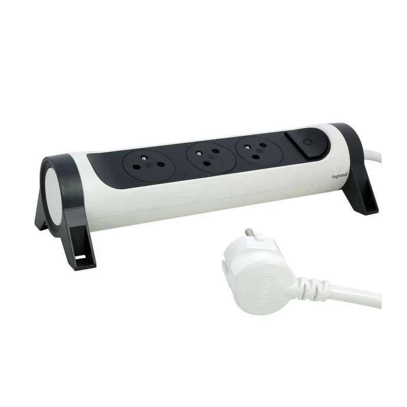 Legrand Extension Lead 1.5 m Cable Length 3 Socket Type E 16 A 3680 W IK 04 Impact Resistance Model 049442