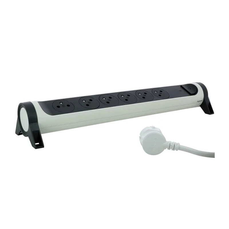 Legrand Extension Lead 1.5 m Cable Length 6 Socket Type E 16A Current 3680W Power 049441