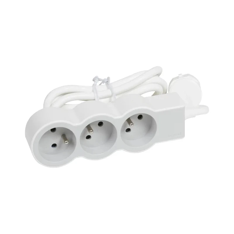 Legrand 3 m 3 Socket Type E Extension Lead 16A 3680W IK04 Impact Resistant Halogen Free UV Resistant 049488