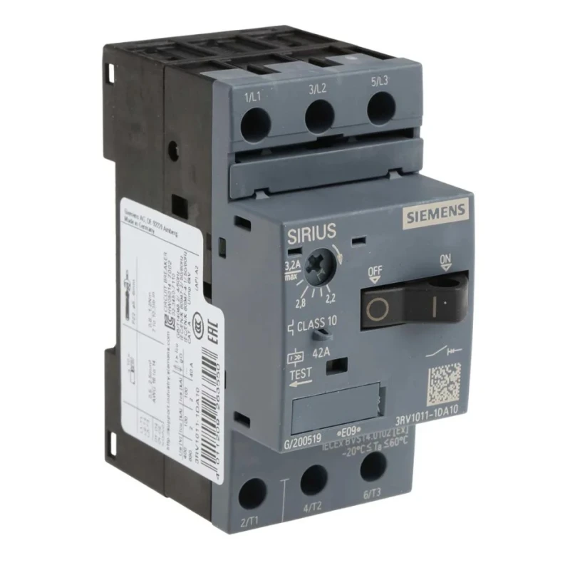 Siemens 3 Pole Motor Protection Circuit Breaker, 3.2A Current, 690V, IP20, -20°C to 60°C, 3RV1011-1DA10