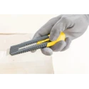 Stanley Safety Knife with Snap-off Blade Retractable 7 Blade Segments Light Duty 18mm Blade Width 165mm Length 0-10-151