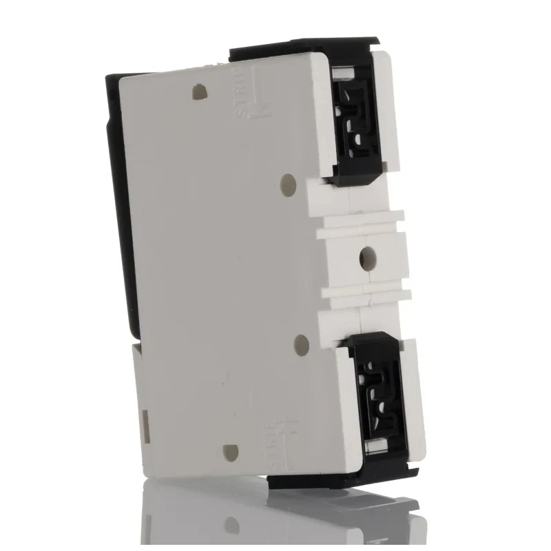 Eaton Rail Mount Fuse Holder 32A Current Rating, 1P-Pole, 660V AC, DIN 35mm Rail Type CM32FCW