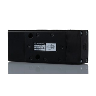 Norgren Pneumatic Solenoid Valve Pilot/Spring Actuation gM Thread 1/4 in 5 Ports Die Cast Zinc Body 10 bar Max X3064102
