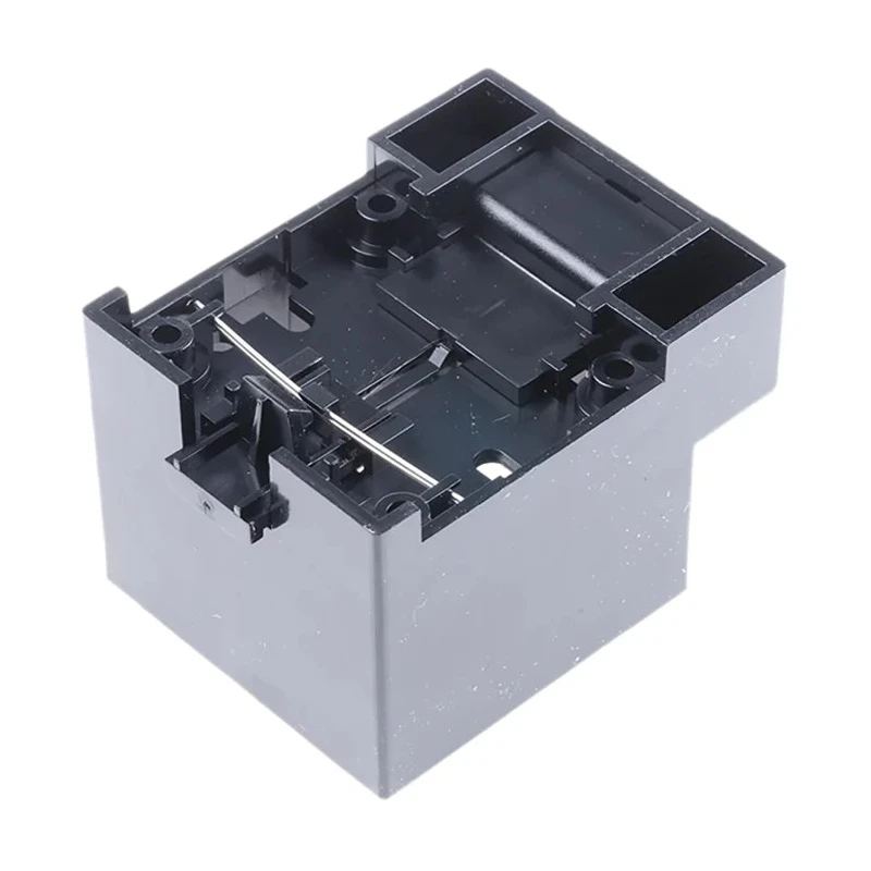 Kubler Socket for Use With H 57, H 37, AH 57, HR 47, HR 76.2, 61.5mm Height, 48.5mm Width G.008.040