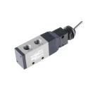 SMC Toggle Lever Pneumatic Manual Control Valve VFM300 Series Rc 1/4 0.9 Mpa Aluminium Alloy VFM350-02-08